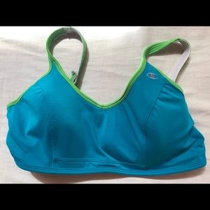 Sports bra with wire . Used
